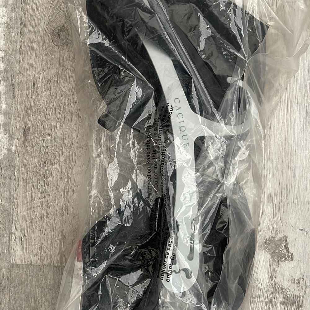 Brand new lightly lined balconette bra